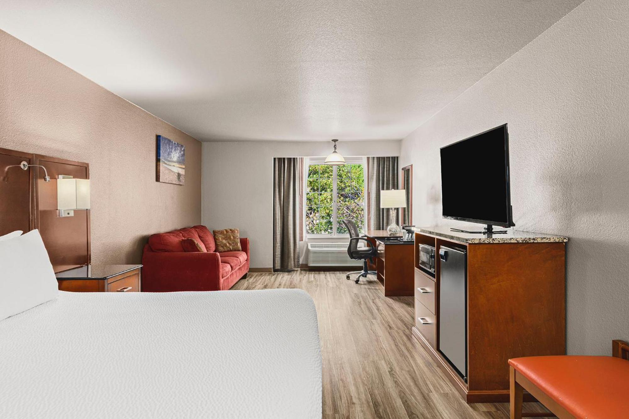 The Ashley Inn & Suites Линкън Сити Екстериор снимка