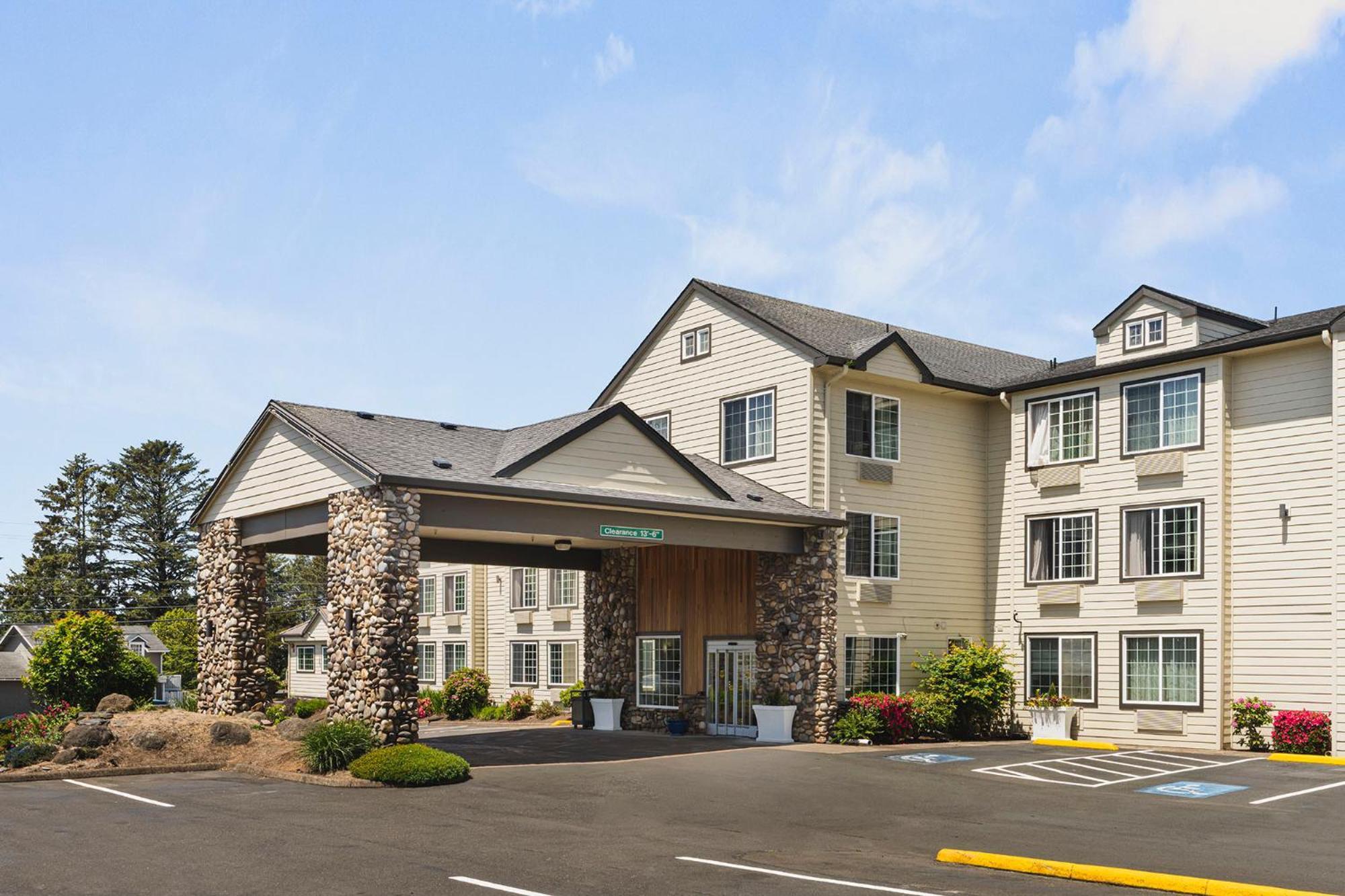 The Ashley Inn & Suites Линкън Сити Екстериор снимка