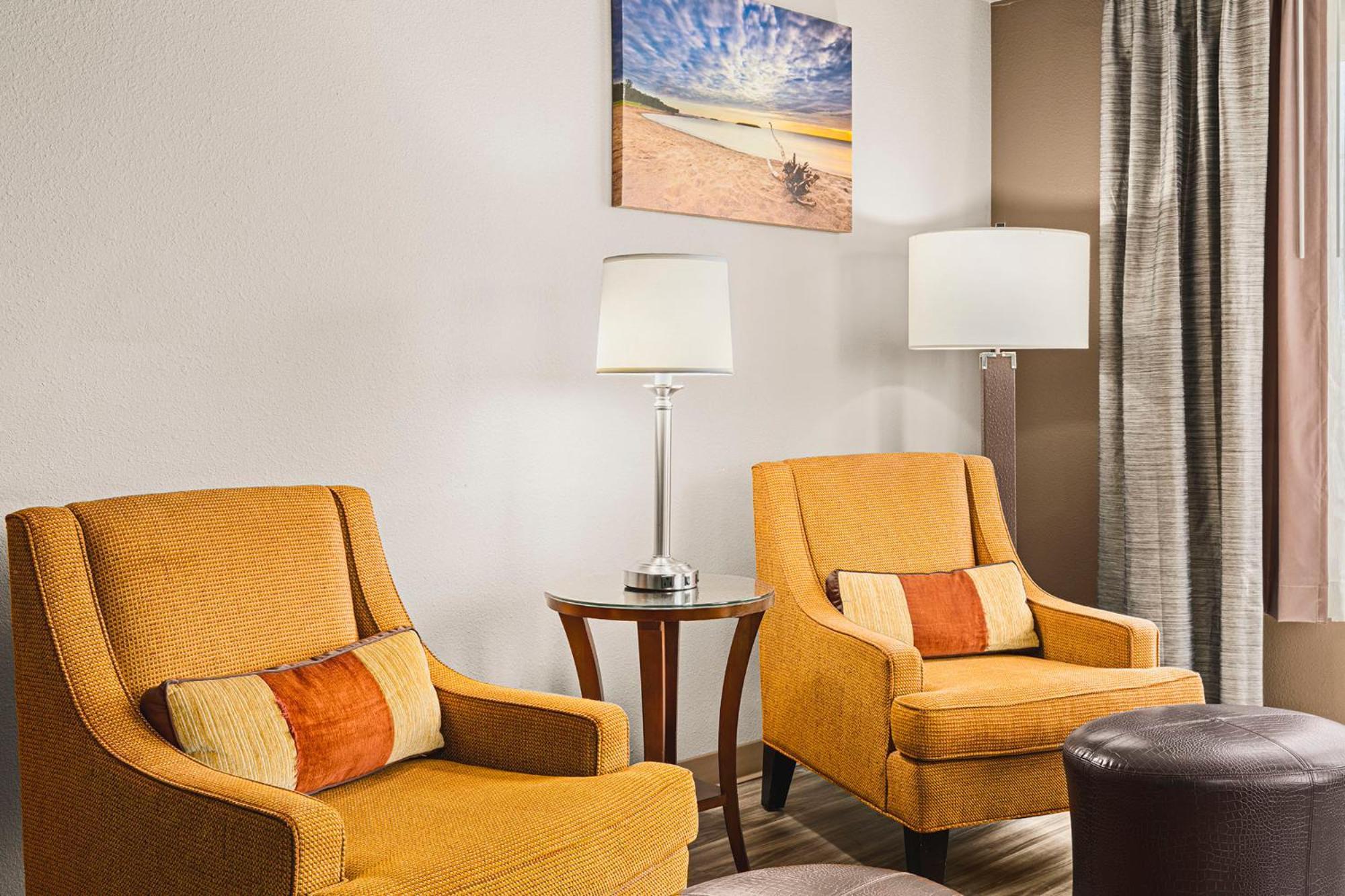 The Ashley Inn & Suites Линкън Сити Екстериор снимка